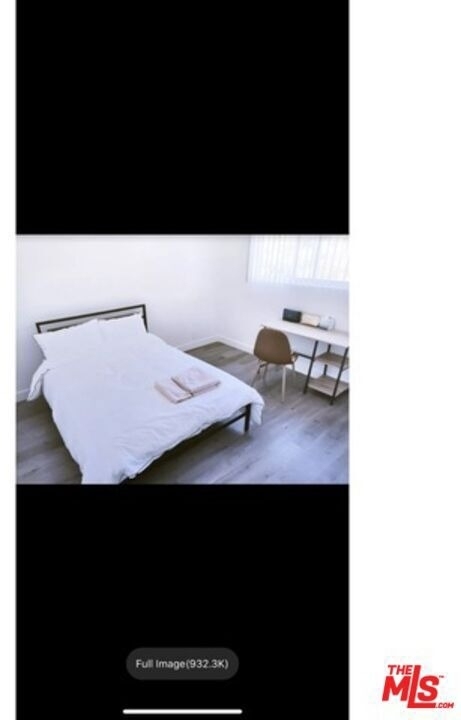 1324 W 36th Street - Photo 6