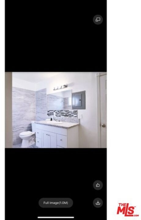 1324 W 36th Street - Photo 7