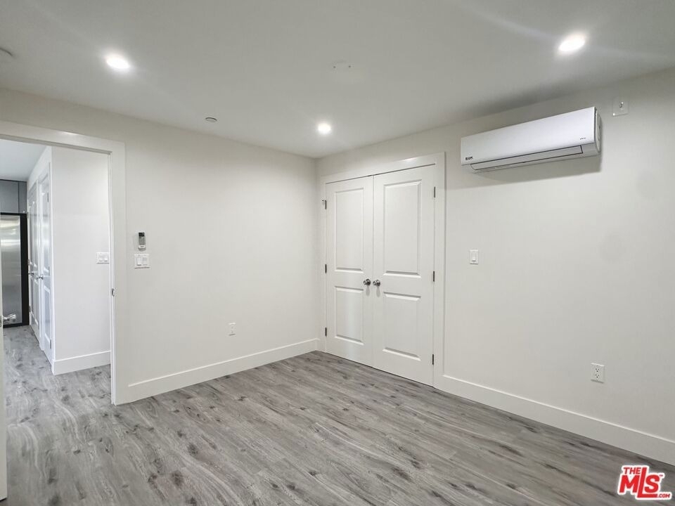 11512 Oxford Avenue - Photo 18