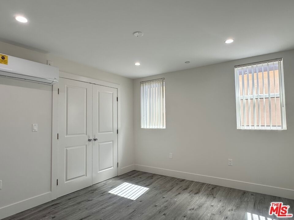 11512 Oxford Avenue - Photo 21