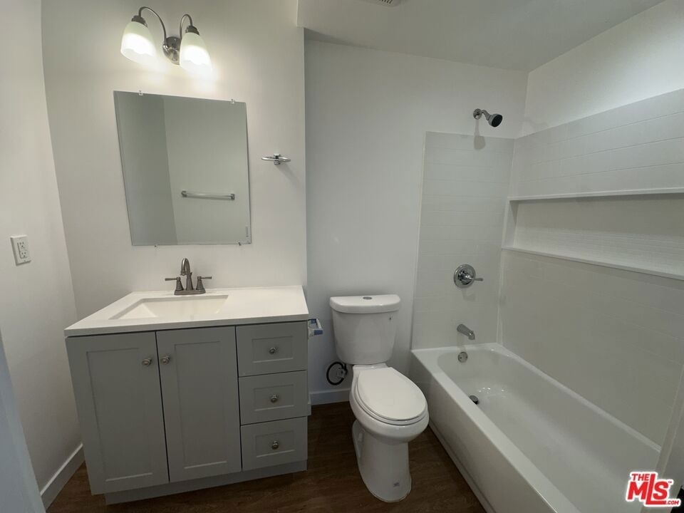869 Glenway Drive - Photo 10
