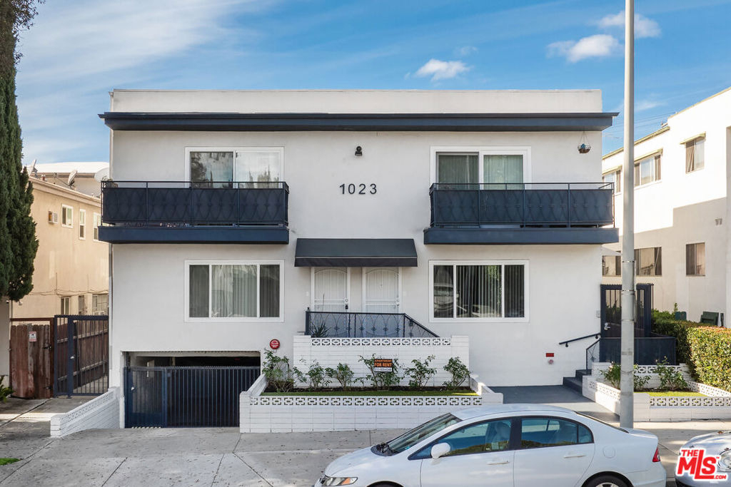 1023 N Laurel Avenue - Photo 16