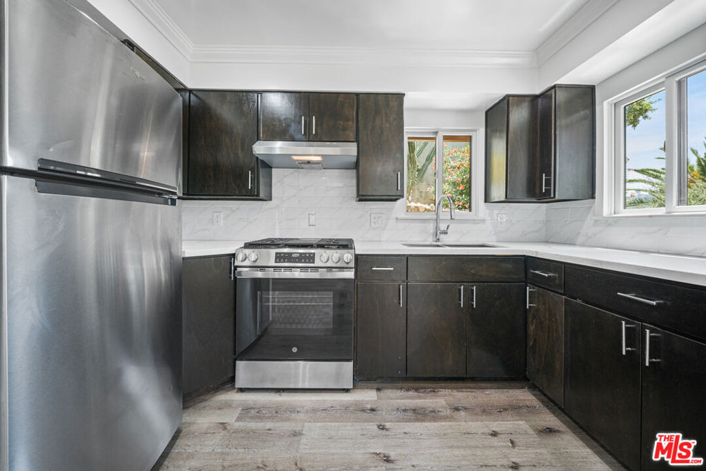 238 Thorne Street - Photo 6