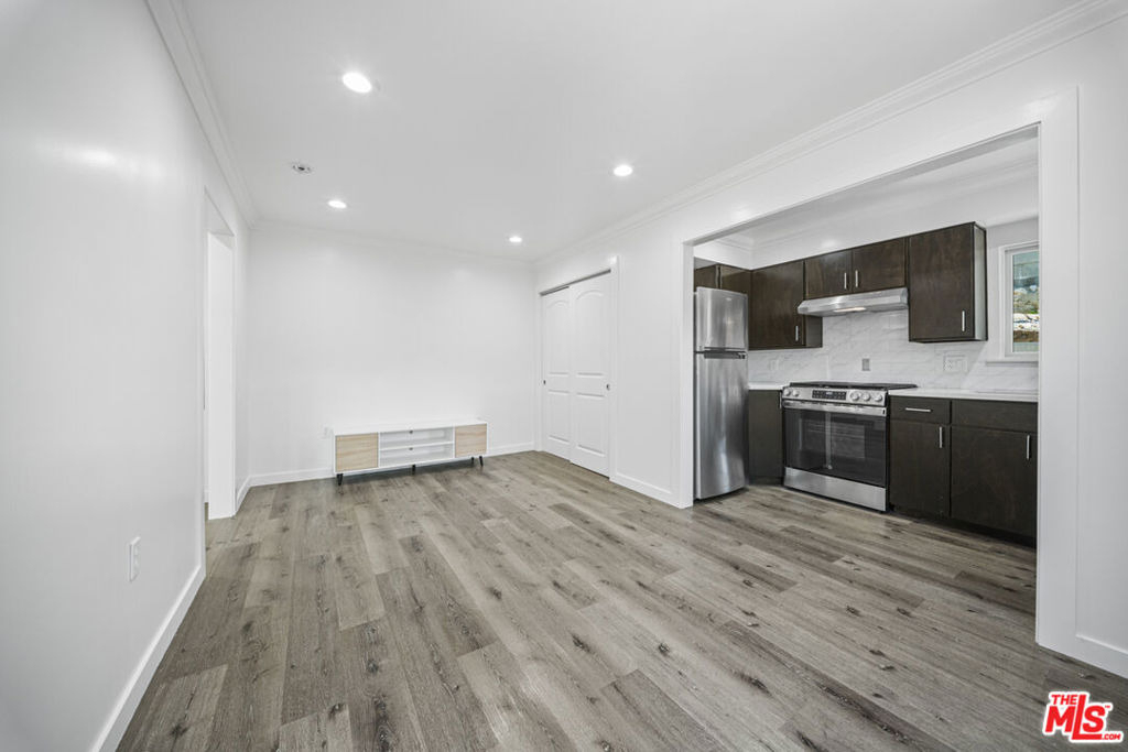238 Thorne Street - Photo 4