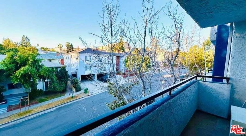 10982 Roebling Avenue - Photo 1