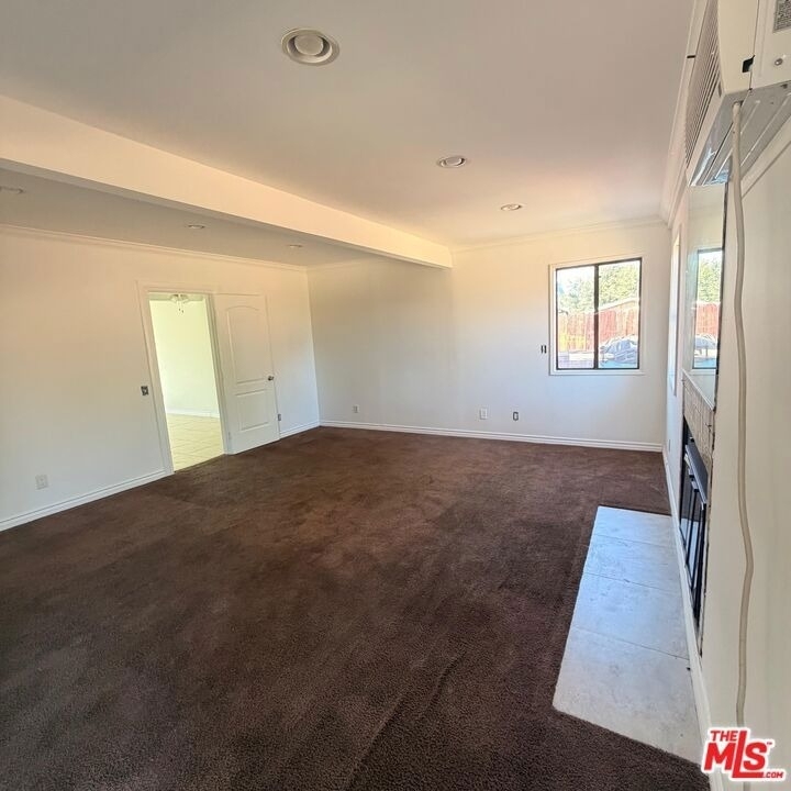 38232 Delacour Drive - Photo 2