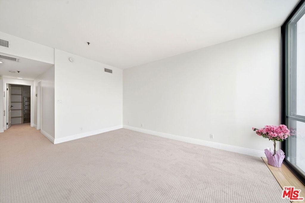 10660 Wilshire Boulevard - Photo 45