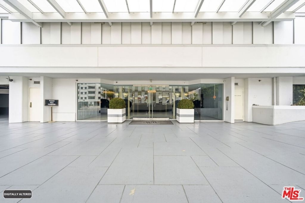 10660 Wilshire Boulevard - Photo 5