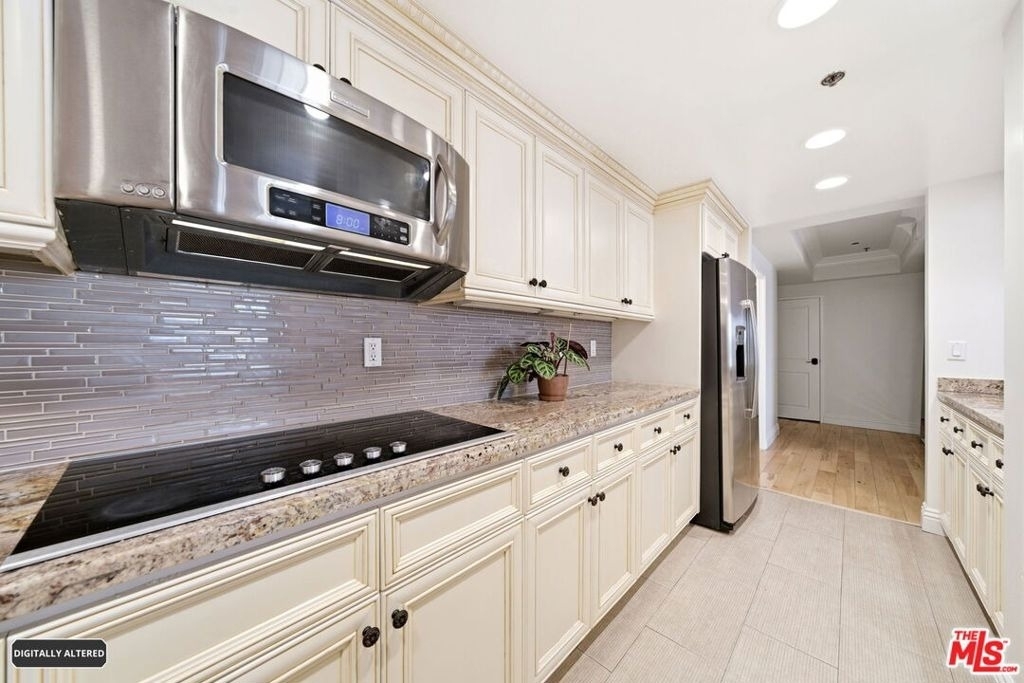 10660 Wilshire Boulevard - Photo 24