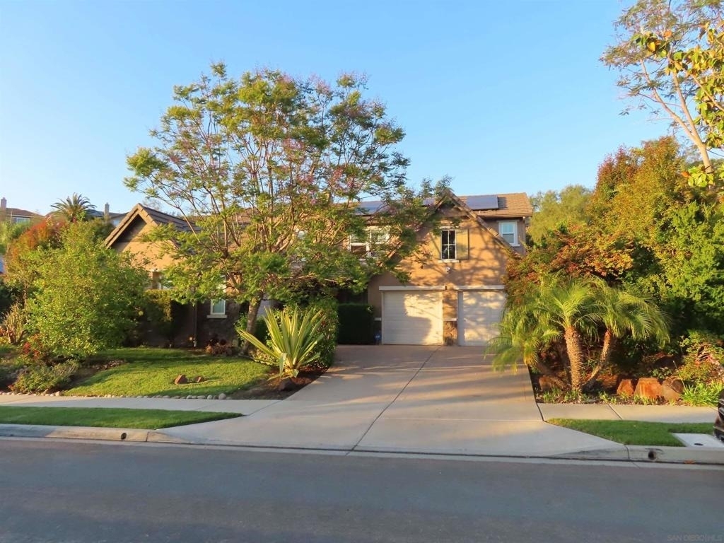 16073 Falcon Crest Dr. - Photo 0