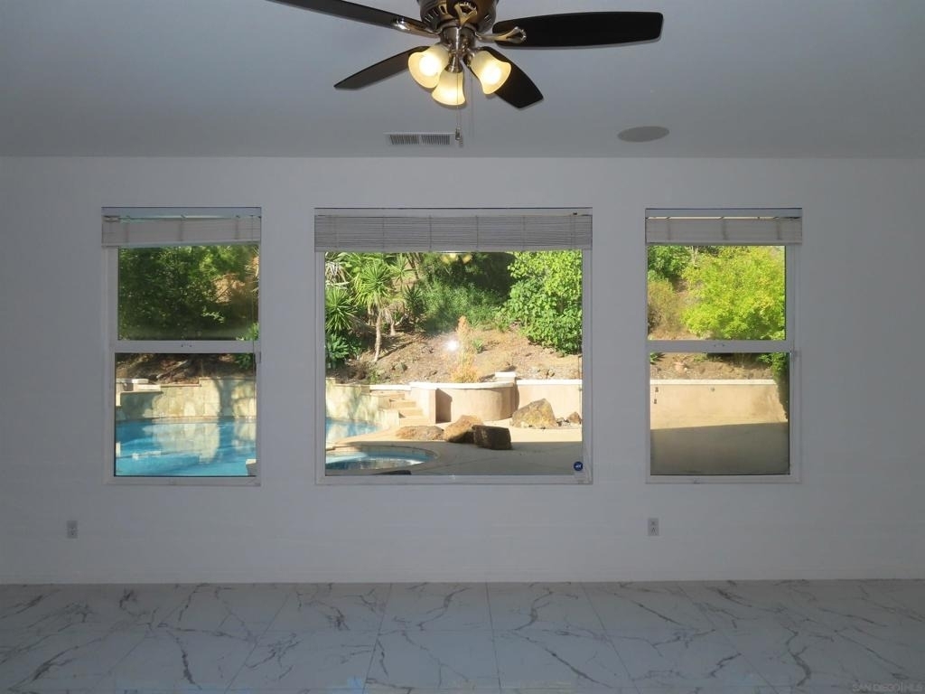 16073 Falcon Crest Dr. - Photo 11