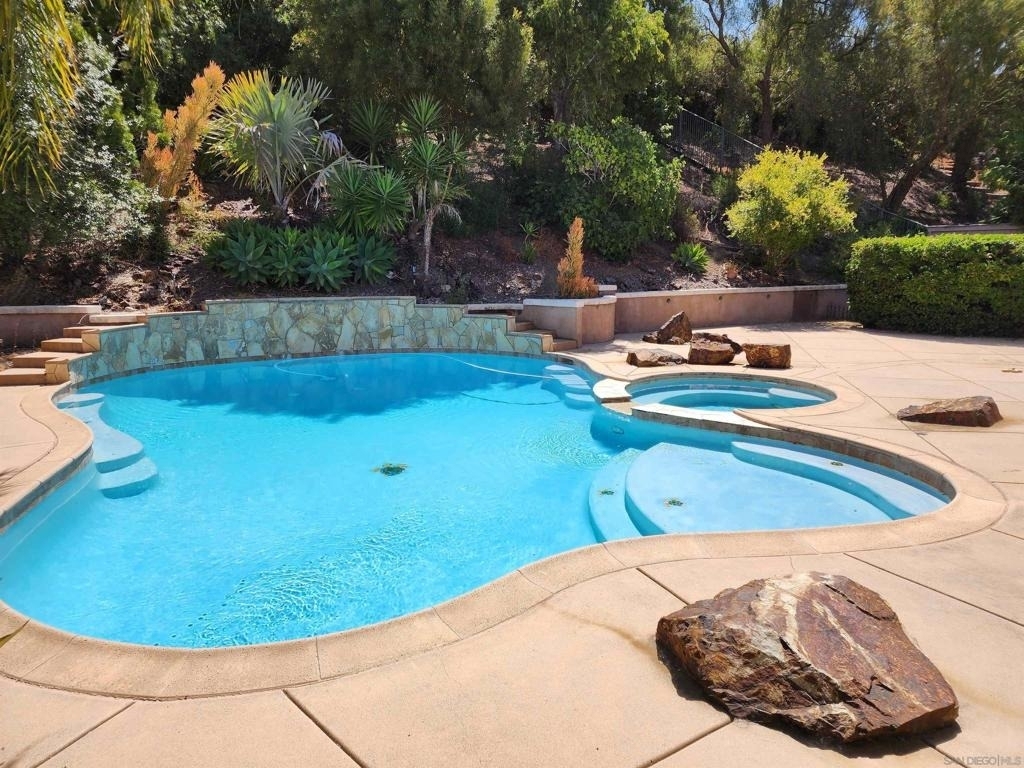 16073 Falcon Crest Dr. - Photo 61