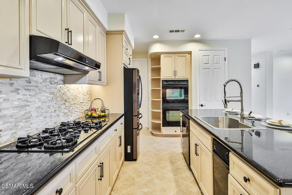 13790 Stagecoach Trail - Photo 21