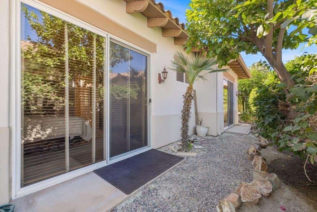 48145 Paso Tiempo Lane - Photo 28