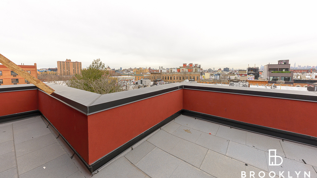 1461 Gates Avenue - Photo 9