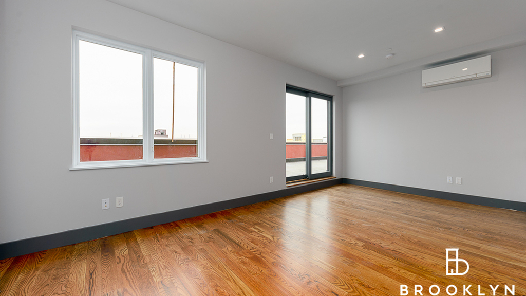 1461 Gates Avenue - Photo 6
