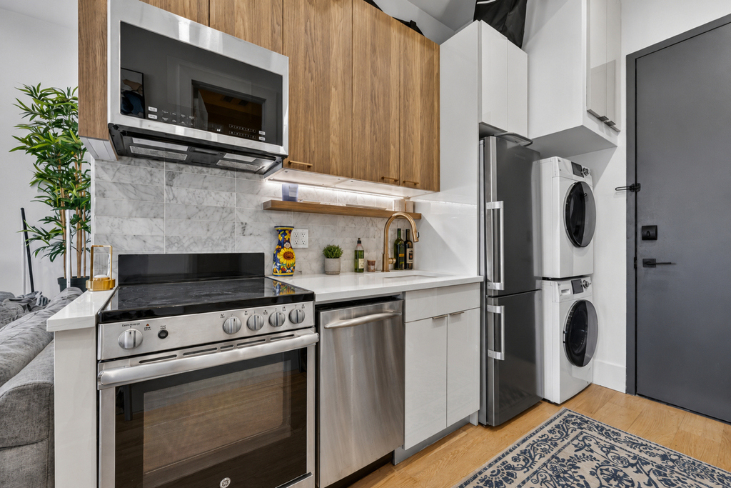 164 South 3rd Street - Photo 4