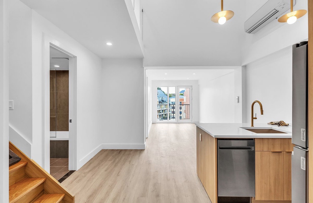 78 Beaver Street - Photo 2