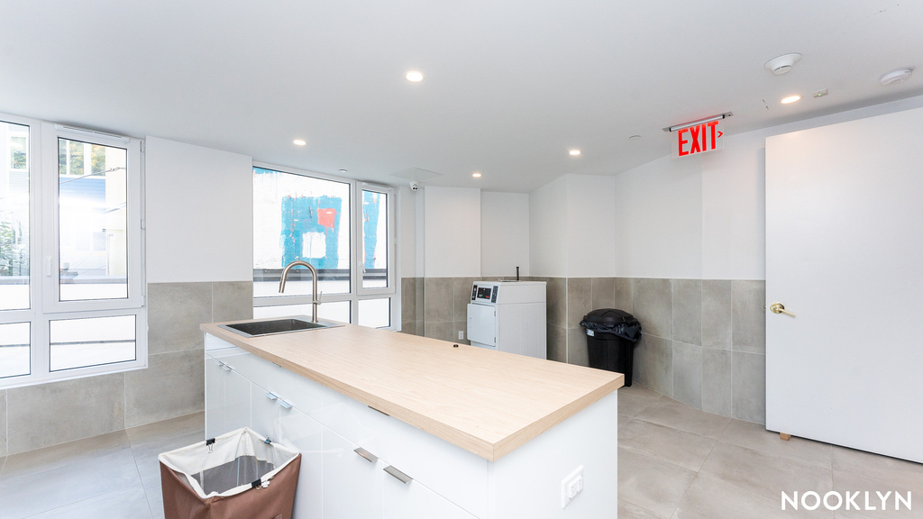 280 Meeker Ave 11211 - Photo 15
