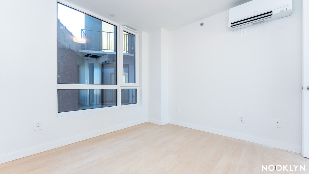280 Meeker Ave 11211 - Photo 11