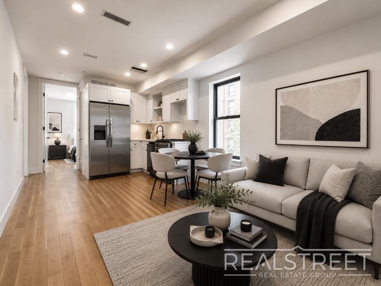 10 Marconi Pl - Photo 0