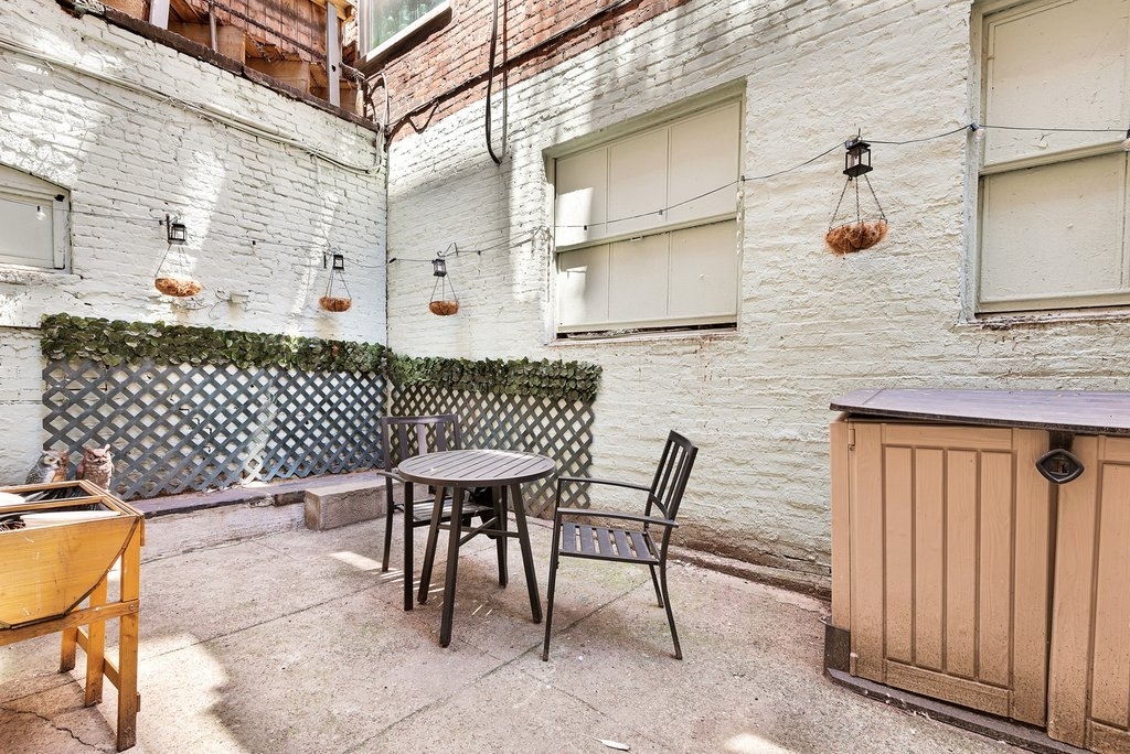 East 31st Street - Photo 0
