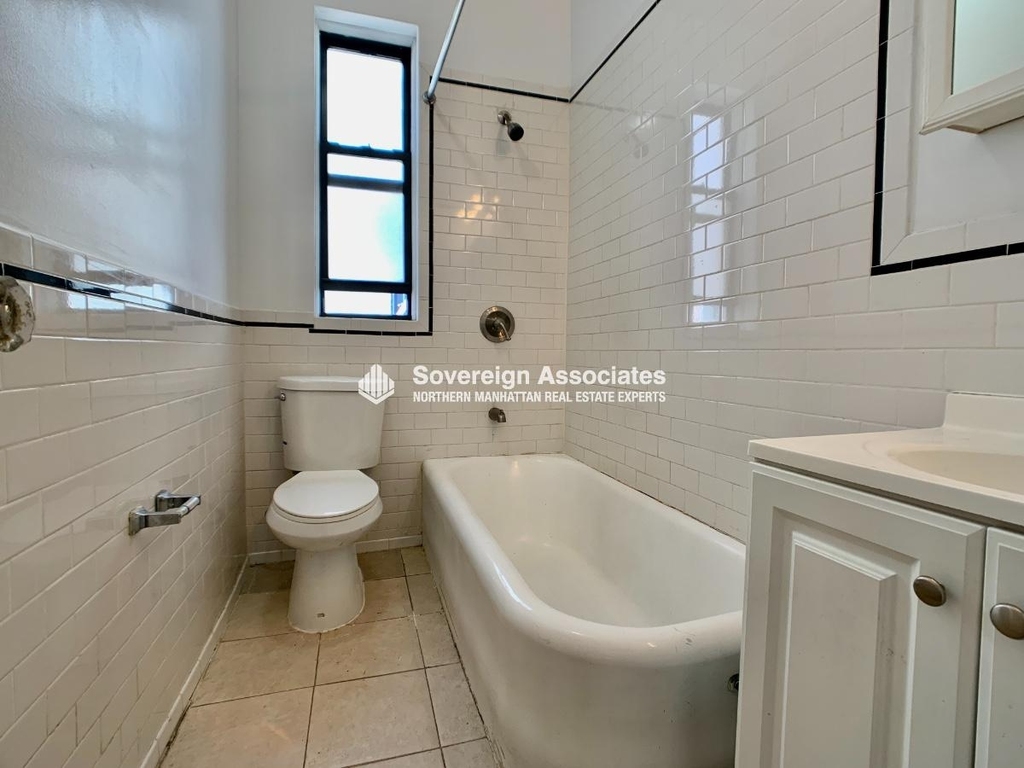 21 Magaw Place - Photo 7