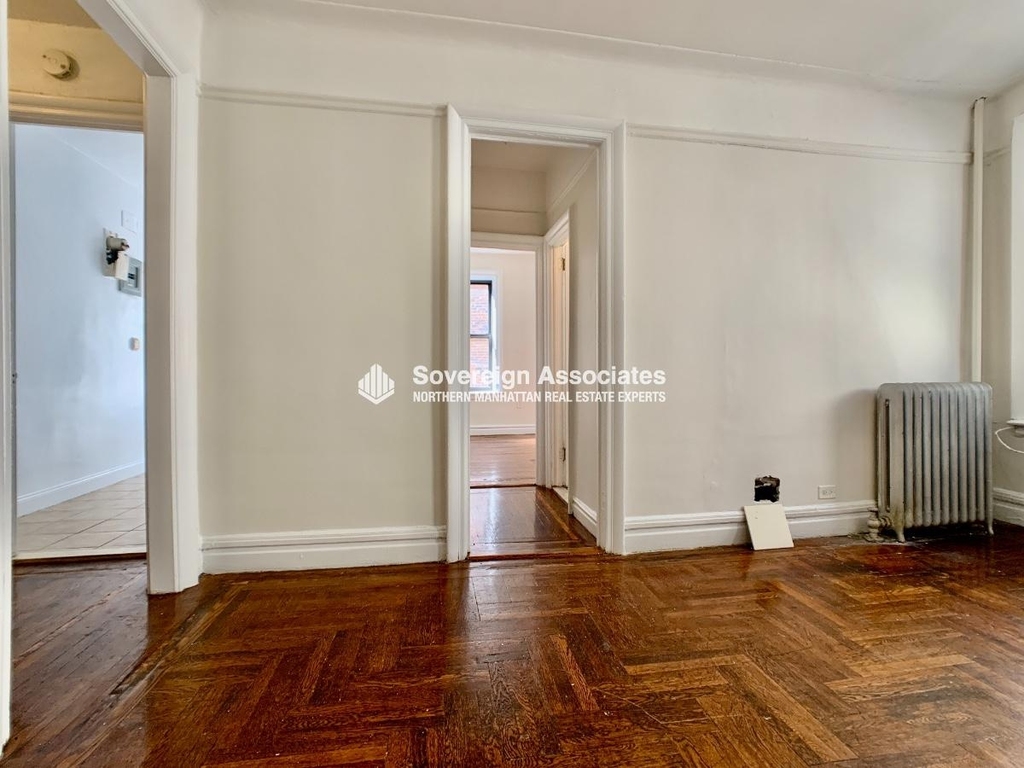 21 Magaw Place - Photo 4