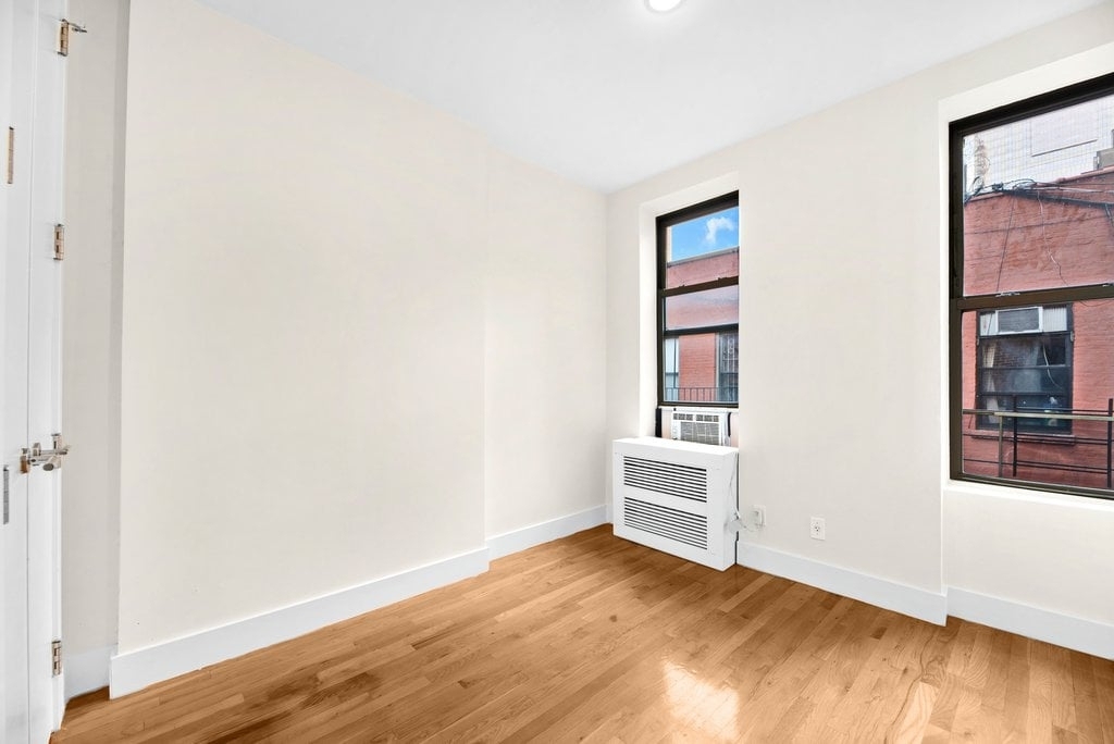 West 45th Street - Photo 3