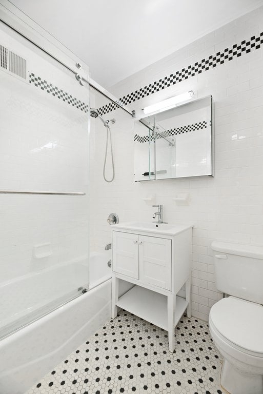 Madison Avenue - Photo 4
