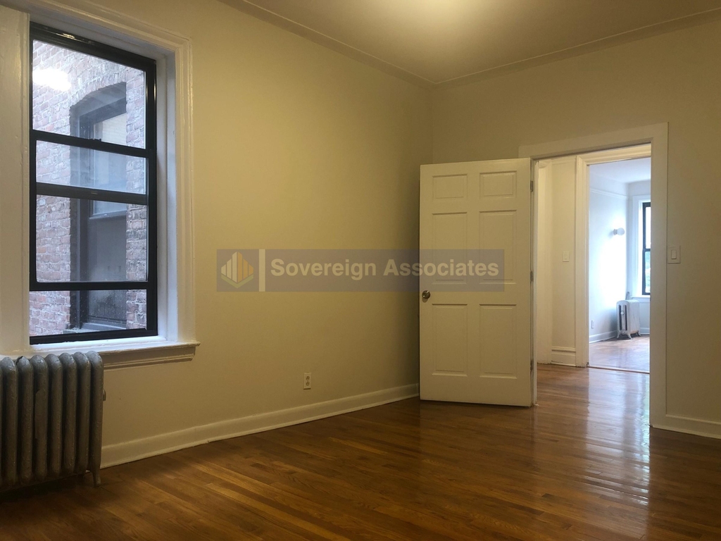 540 Fort Washington Avenue - Photo 3