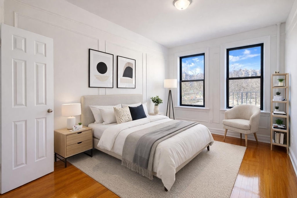 540 Fort Washington Avenue - Photo 3