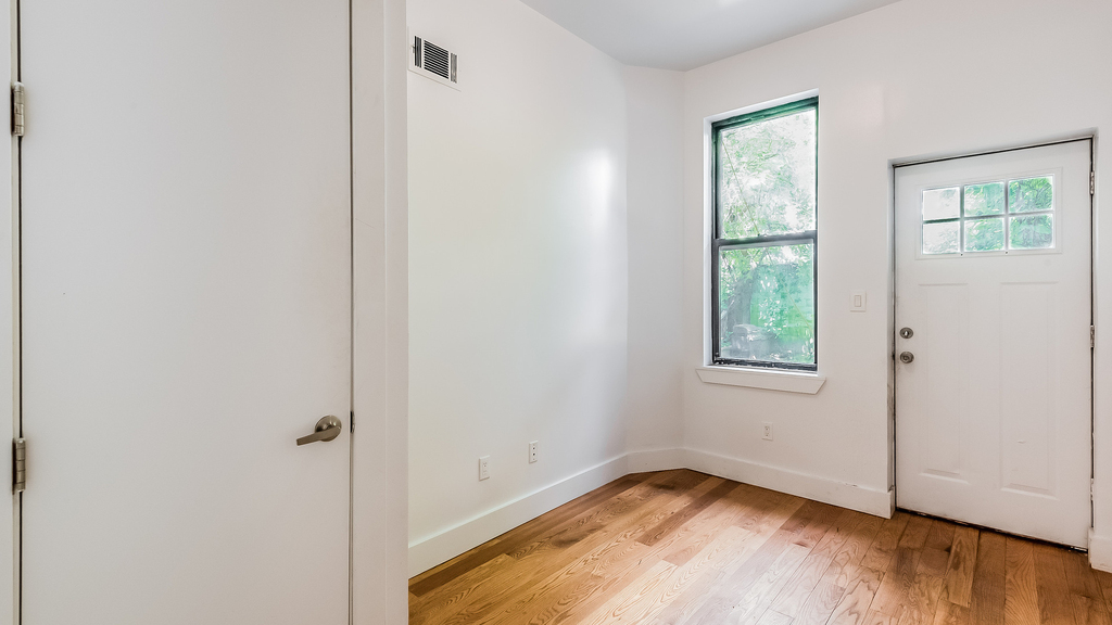 1141 Greene Ave 11221 - Photo 3