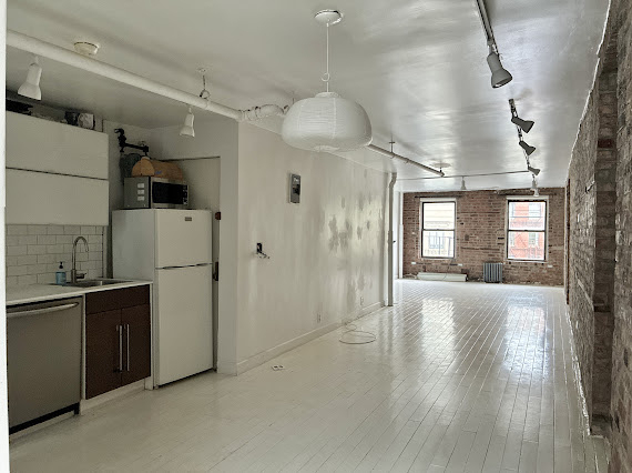 Lafayette Street - Photo 0