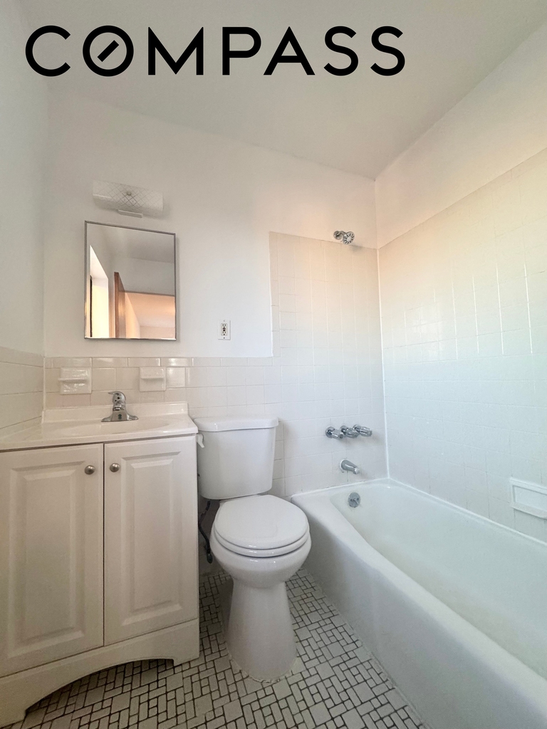 39th Avenue - Photo 10