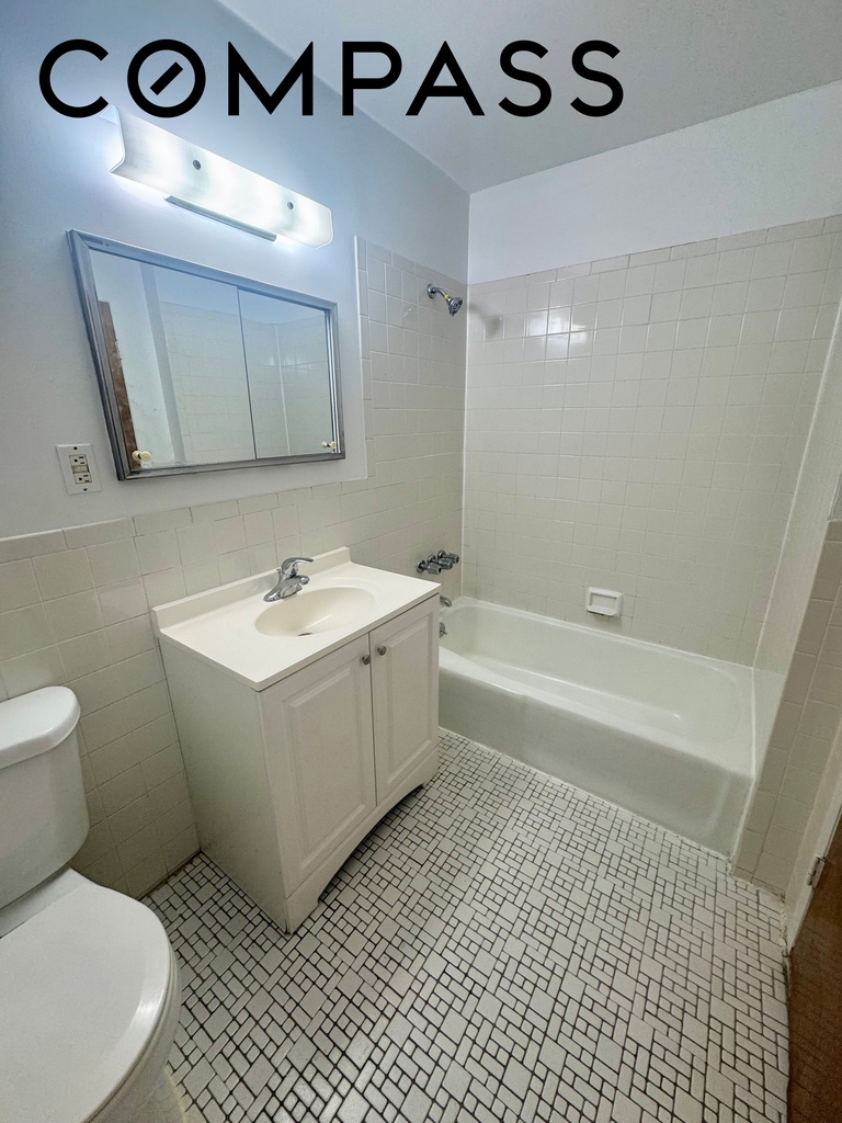 39th Avenue - Photo 11