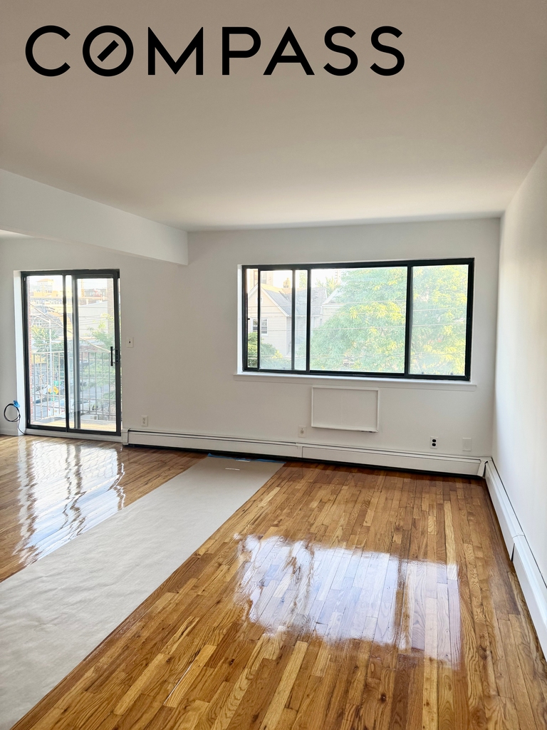 39th Avenue - Photo 1
