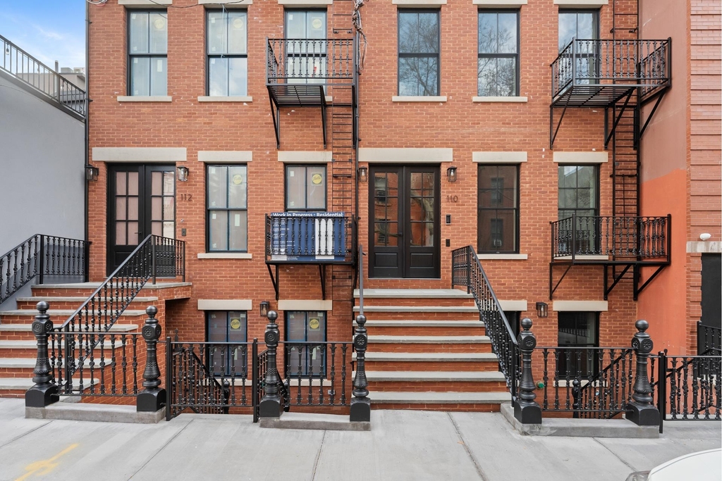 112 Luquer St - Photo 13