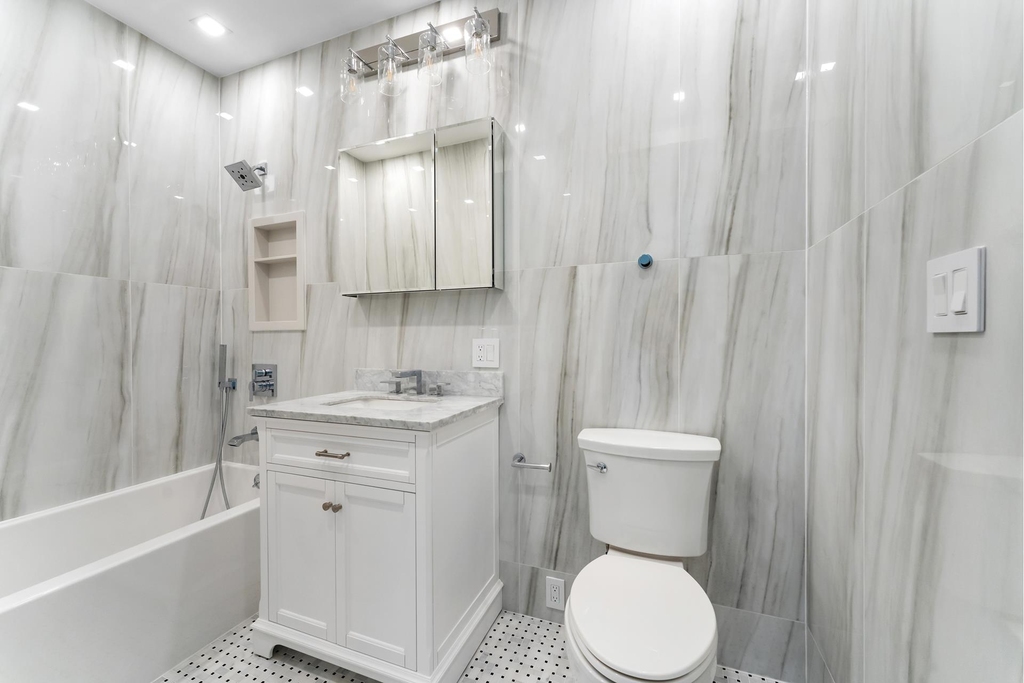 112 Luquer St - Photo 11