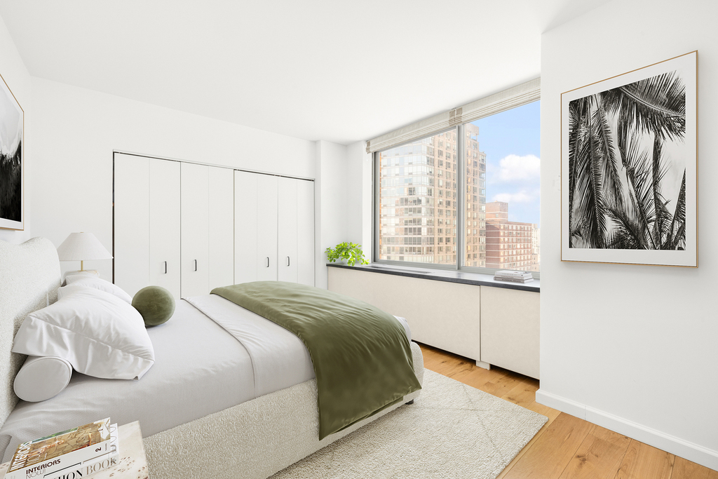 111 W 67th St - Photo 4