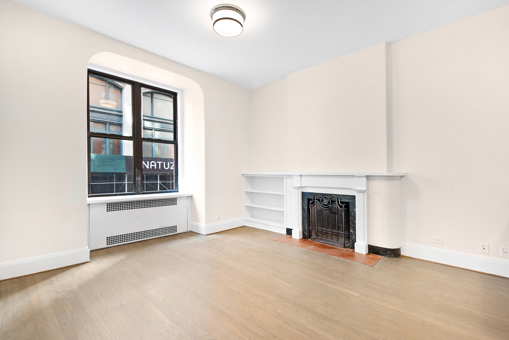 Madison Avenue - Photo 2