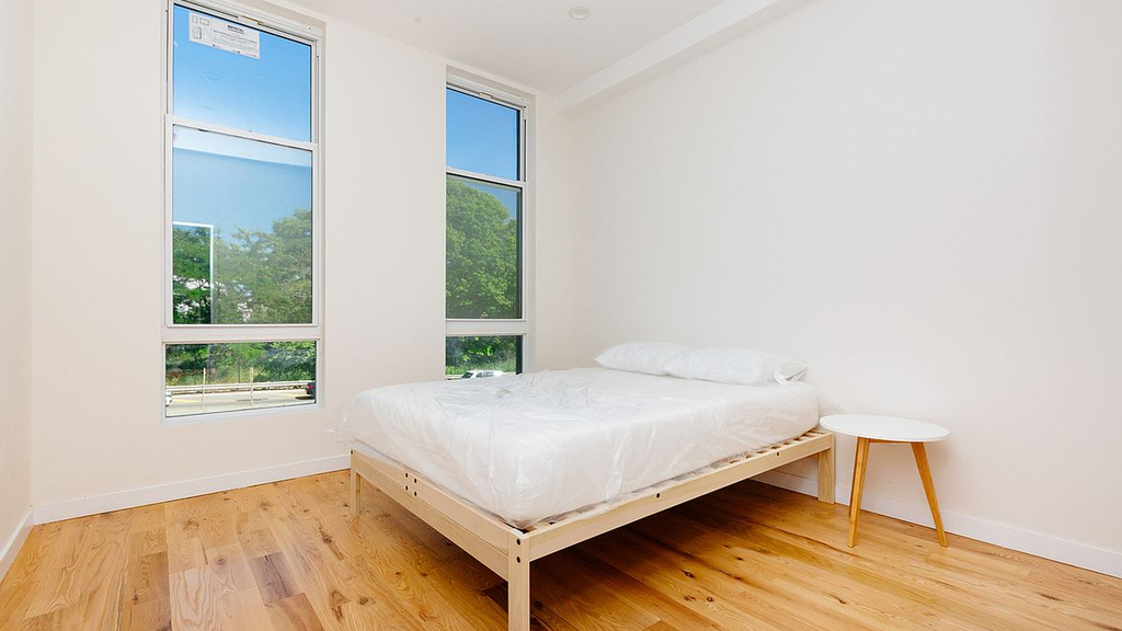 56 Marcy Ave 11211 - Photo 2