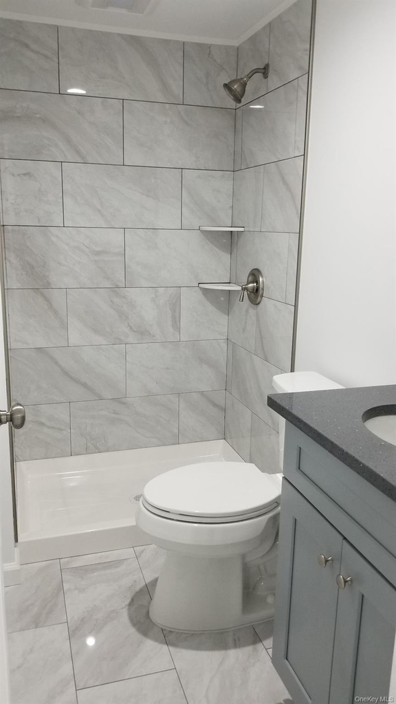 21 Adamson Street - Photo 2