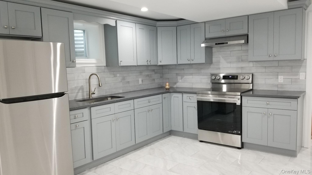 21 Adamson Street - Photo 5