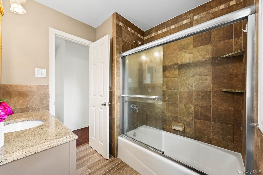 44 Bruce Lane - Photo 17