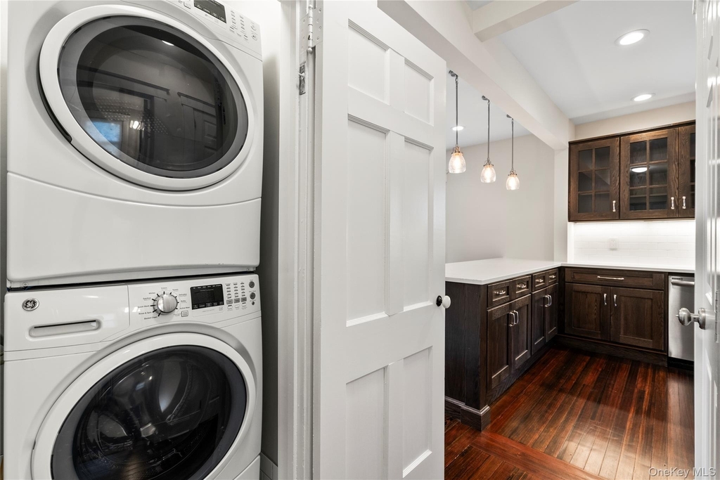 46 Davis Street - Photo 7