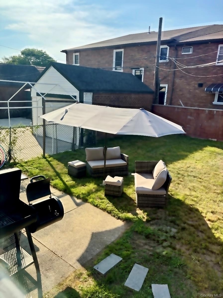 176-65 132nd Avenue - Photo 18