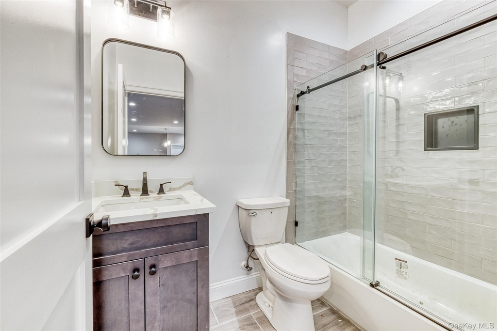 78 Roslyn Road - Photo 3