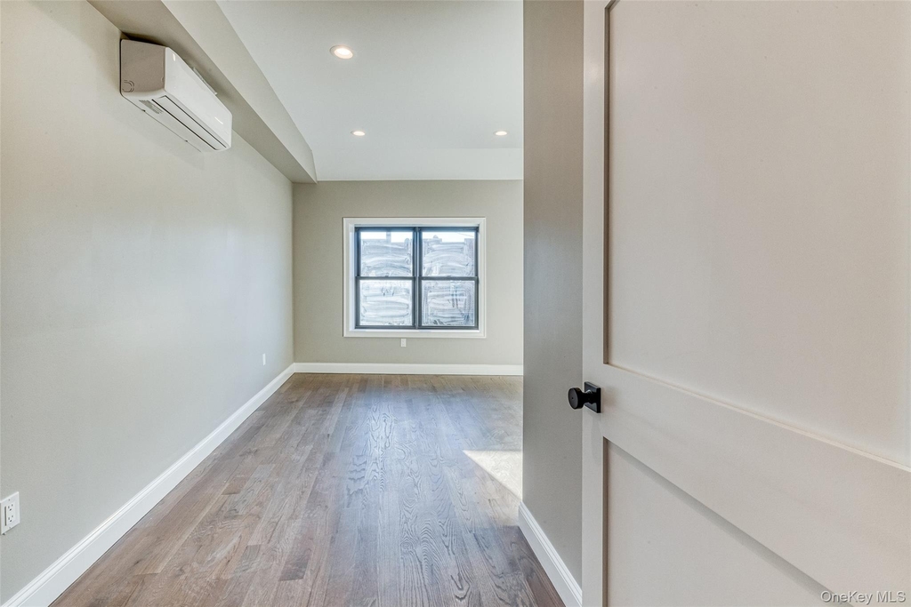 78 Roslyn Road - Photo 7