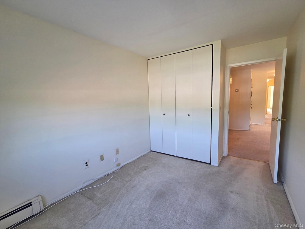 12-29 Diane Place - Photo 8